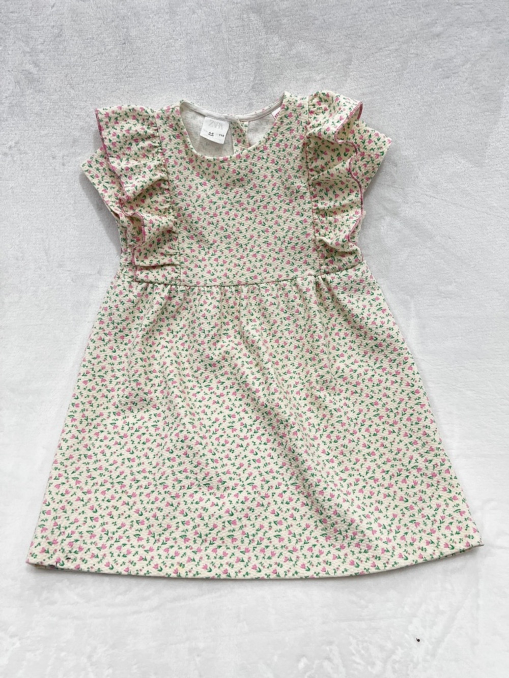 ZARA Floral Dress Textured Ruffle Detail Size Girls Kids 4-5 Years Old Cream
